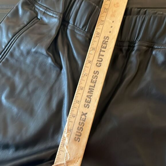 NWT INC Faux Leather Jogger Pants Black Small - Picture 12 of 13